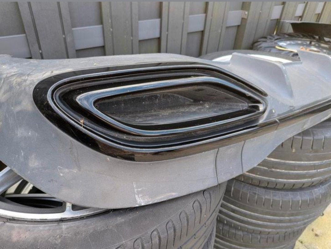 Mercedes CLA 118 originele achterbumper onderlip diffuser, Auto-onderdelen, Carrosserie en Plaatwerk, Gebruikt, Mercedes-Benz