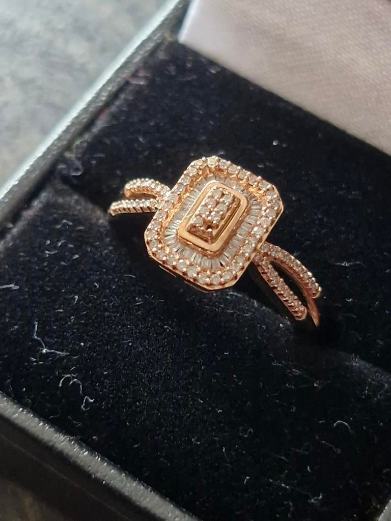10 krt. Karaat rose gouden ring met diamanten, Ophalen of Verzenden, 17 tot 18, Dame, Goud