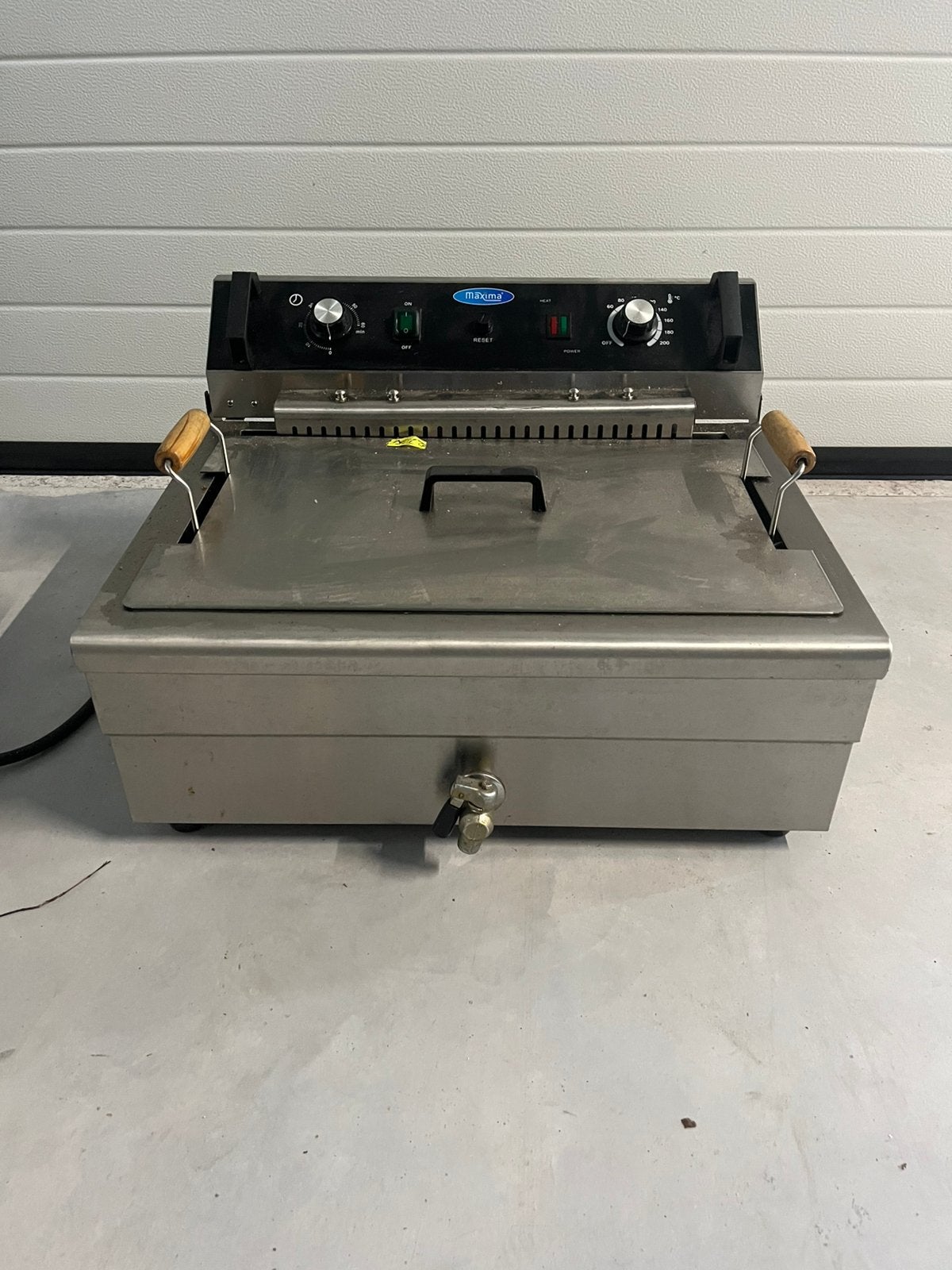 Professionele Maxima friteuse / tafelmodel friteuse, 4 liter of meer, Ophalen, Zo goed als nieuw