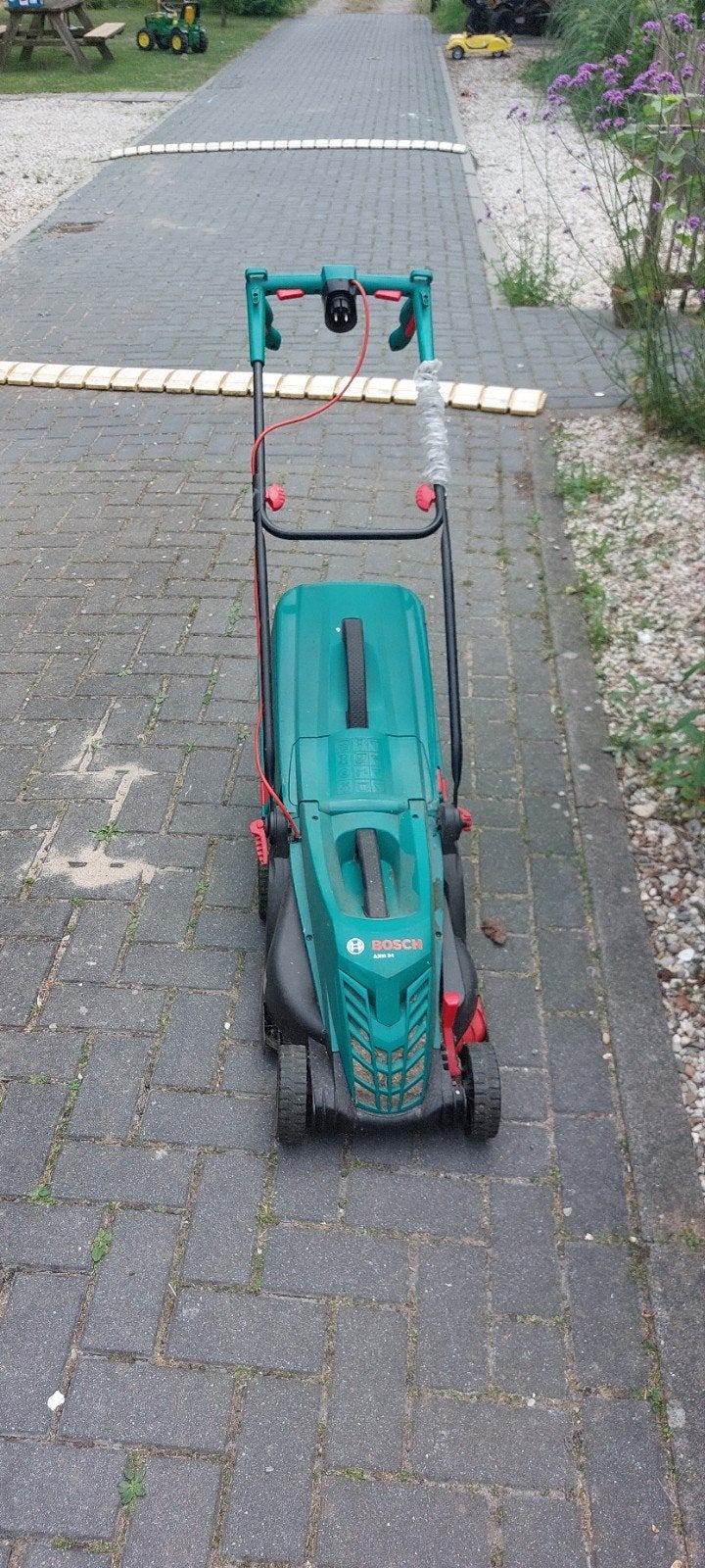 Bosch Grasmaaier - Arm 34, Tuin en Terras, Grasmaaiers, Ophalen, Cirkelmaaier, Gebruikt, Elektrische grasmaaier