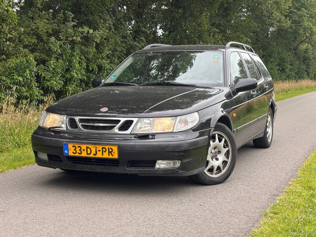 Saab 9-5 Estate 3.0t V6 SE | Leder + Cruise + Airco Nu € 9, Auto's, Saab, Zwart, 93 €/maand, 6 cilinders, 750 kg
