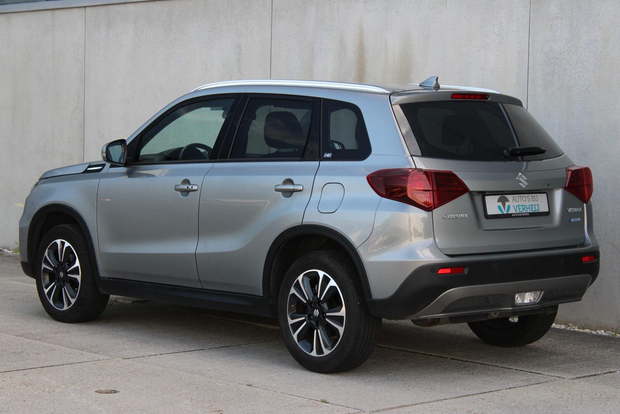 Suzuki Vitara 1.4 Boosterjet Style Smart Hybrid / NAVI / ADA, Gebruikt, 4 cilinders, Origineel Nederlands, Bedrijf