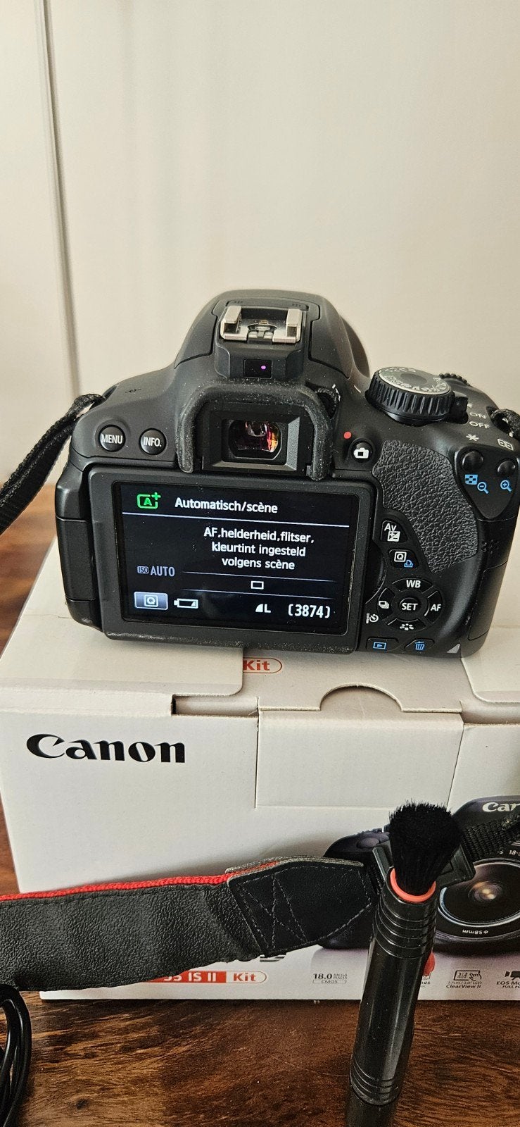 Foto 7 van Complete Canon EOS 650D Spiegelreflexcamera + Tamron 18-270m