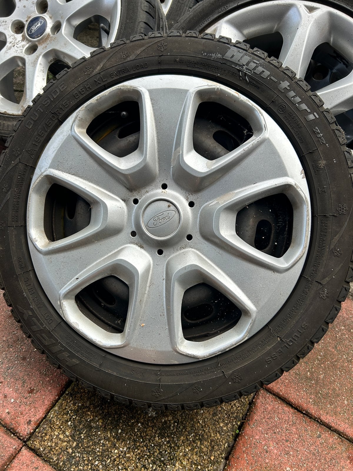 Ford 195/50R15 88H XL Winterbanden op stalen velgen, Ophalen of Verzenden, Gebruikt, Ford