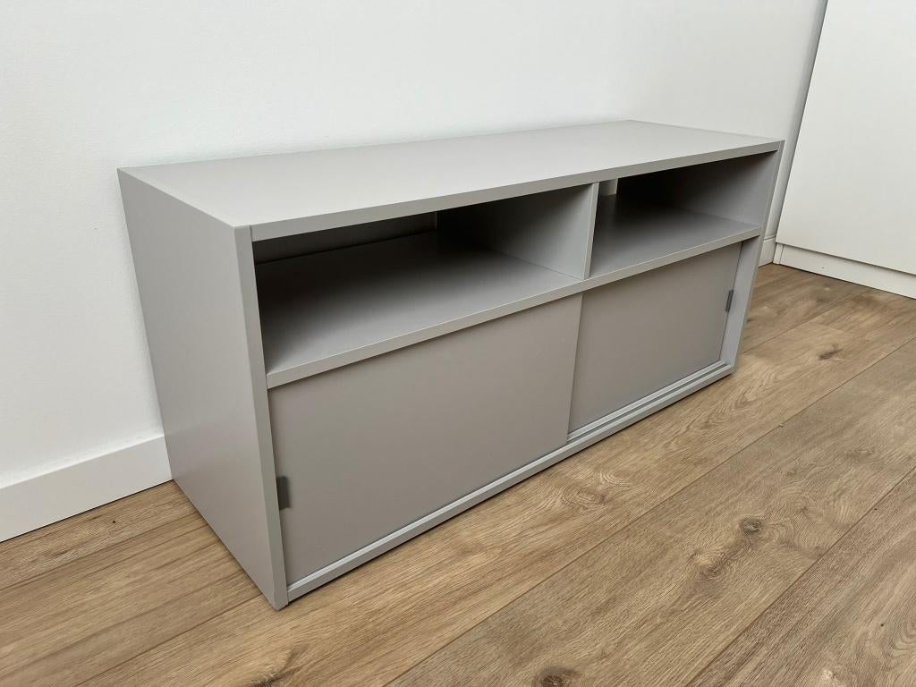 TV-meubel (Ikea Spiksmed), lichtgrijs - GRATIS, Ophalen, Modern design, 50 tot 100 cm, Zo goed als nieuw