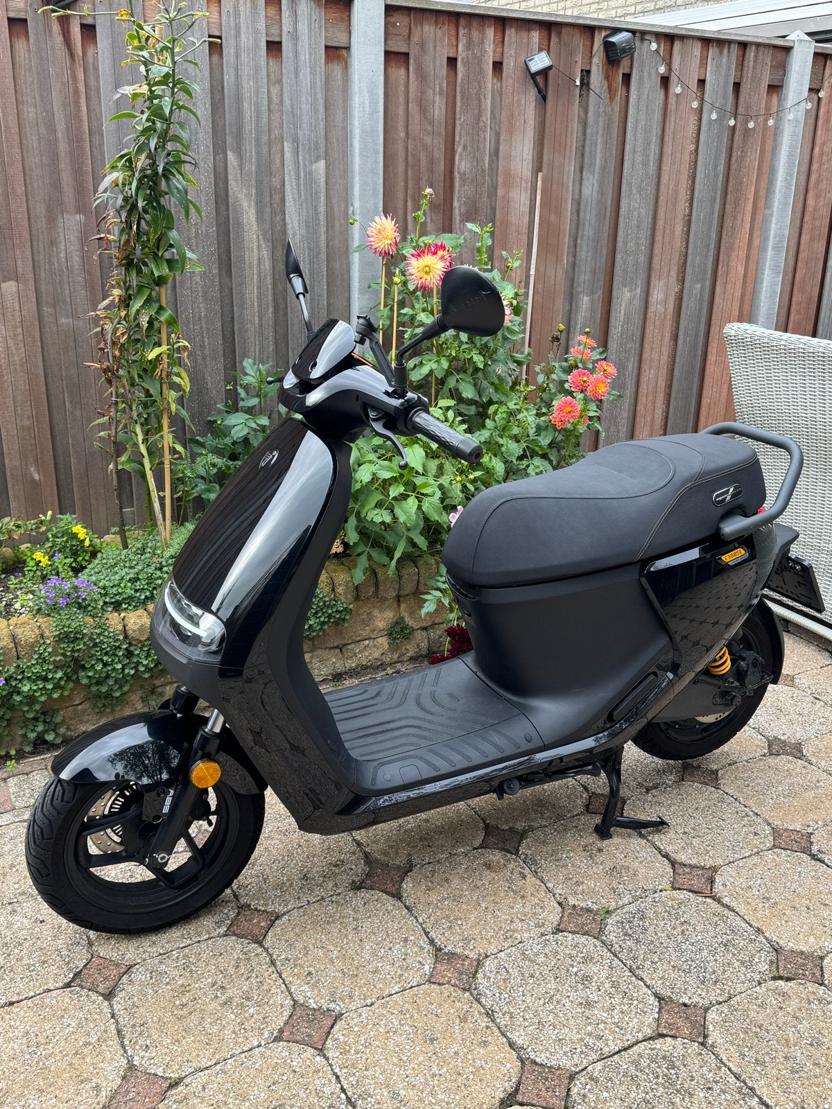 Zo goed als nieuwe Segway E300S elektrische motorscooter, Ophalen of Verzenden, 11 kW of minder