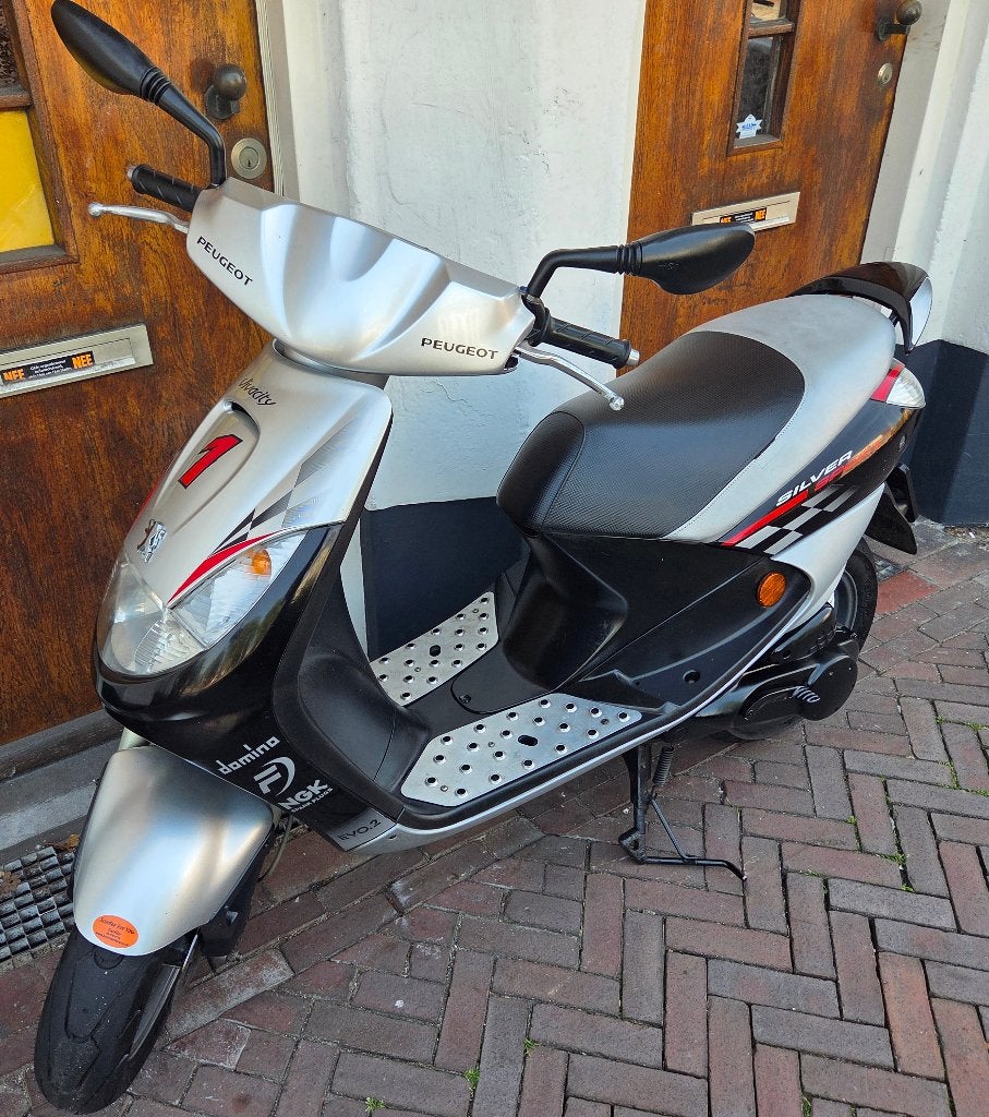 Peugeot Viva City Silversport editie snor, bij Scooterforyou, Gebruikt, Benzine, Ophalen, Overige merken
