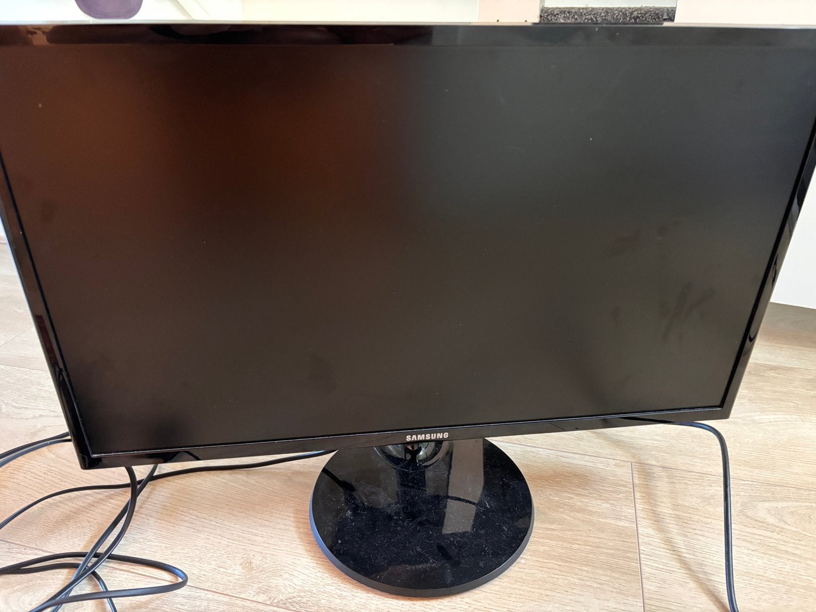 Samsung S24F350FHU full HD monitor 24”, Ophalen, Zo goed als nieuw, Full HD, 60 Hz of minder