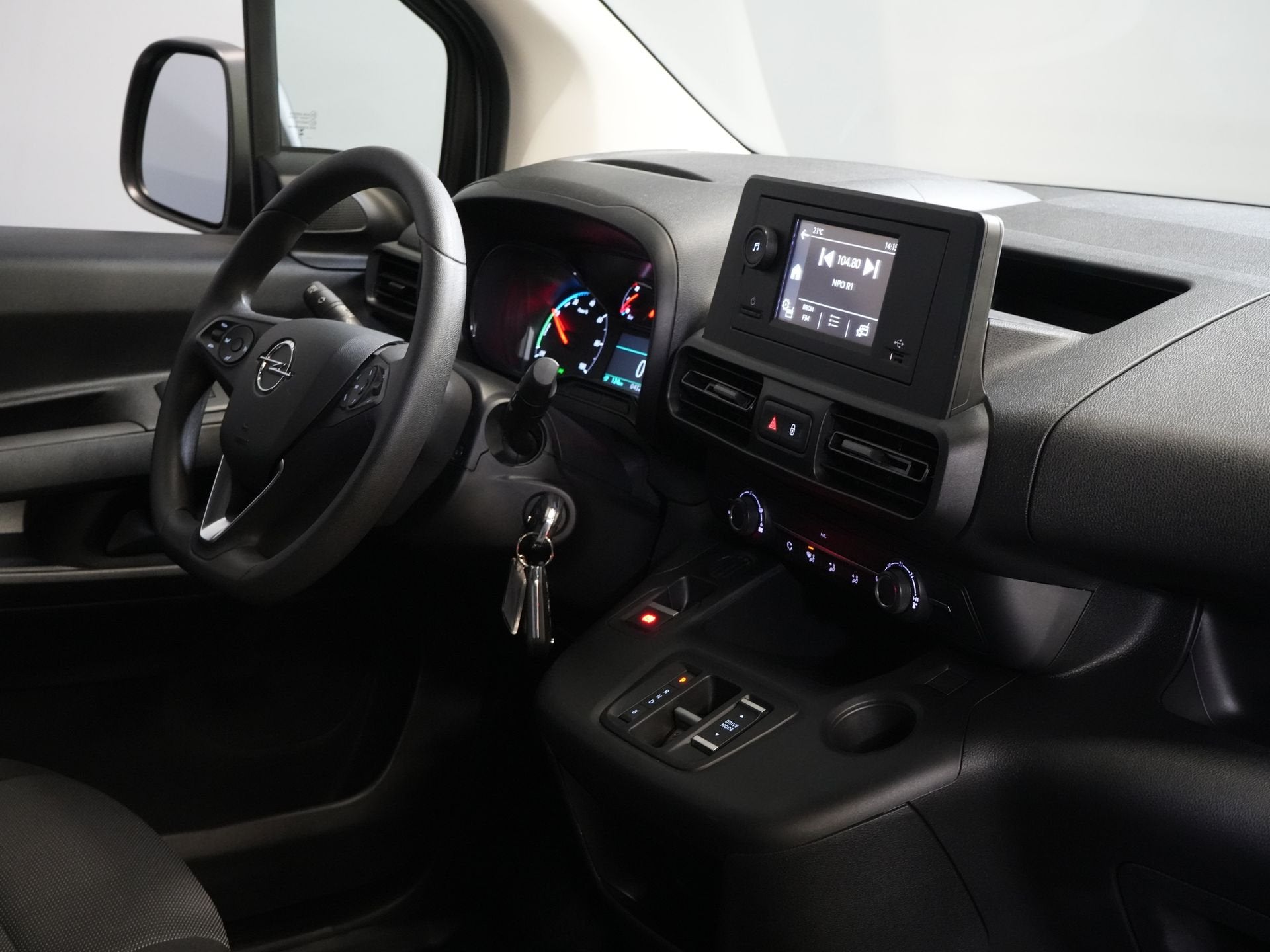 Opel Combo-e Electric 135 pk 50kWh 285 km WLTP L2 Snellader/, Gebruikt, 750 kg, 1634 kg, Wit