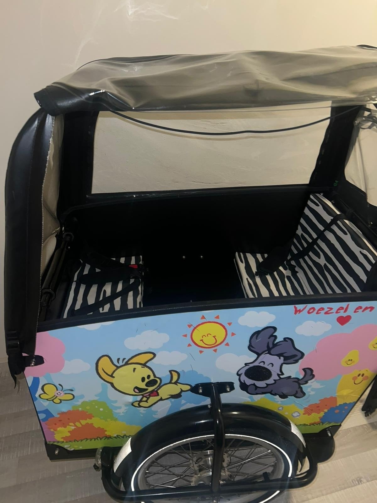 Bakfiets met Woezel en Pip design en huif. Met regenhoes!, Ophalen of Verzenden