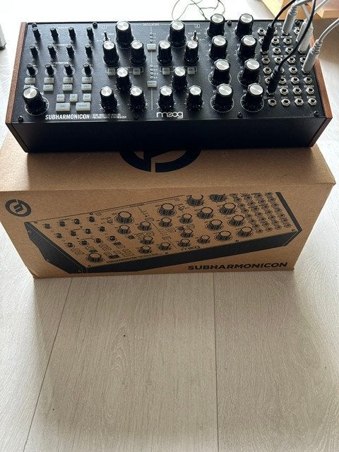 Moog Subharmonicon, Ophalen of Verzenden, Zo goed als nieuw, Overige aantallen, Overige merken