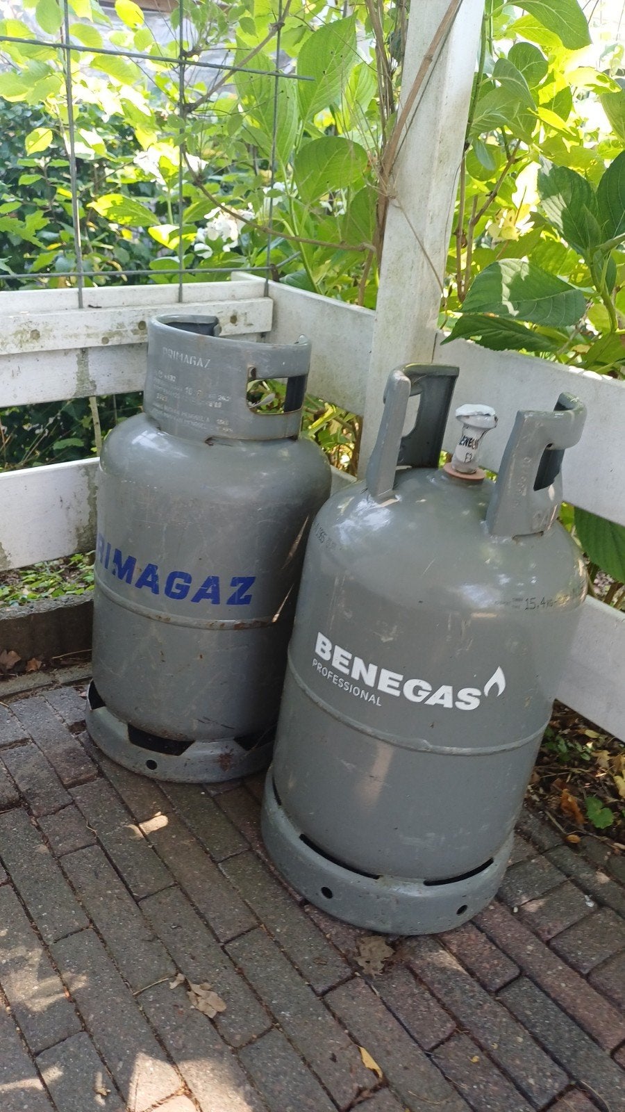 2x Gasflessen, nieuw dus vol !!, Tuin en Terras, Ophalen