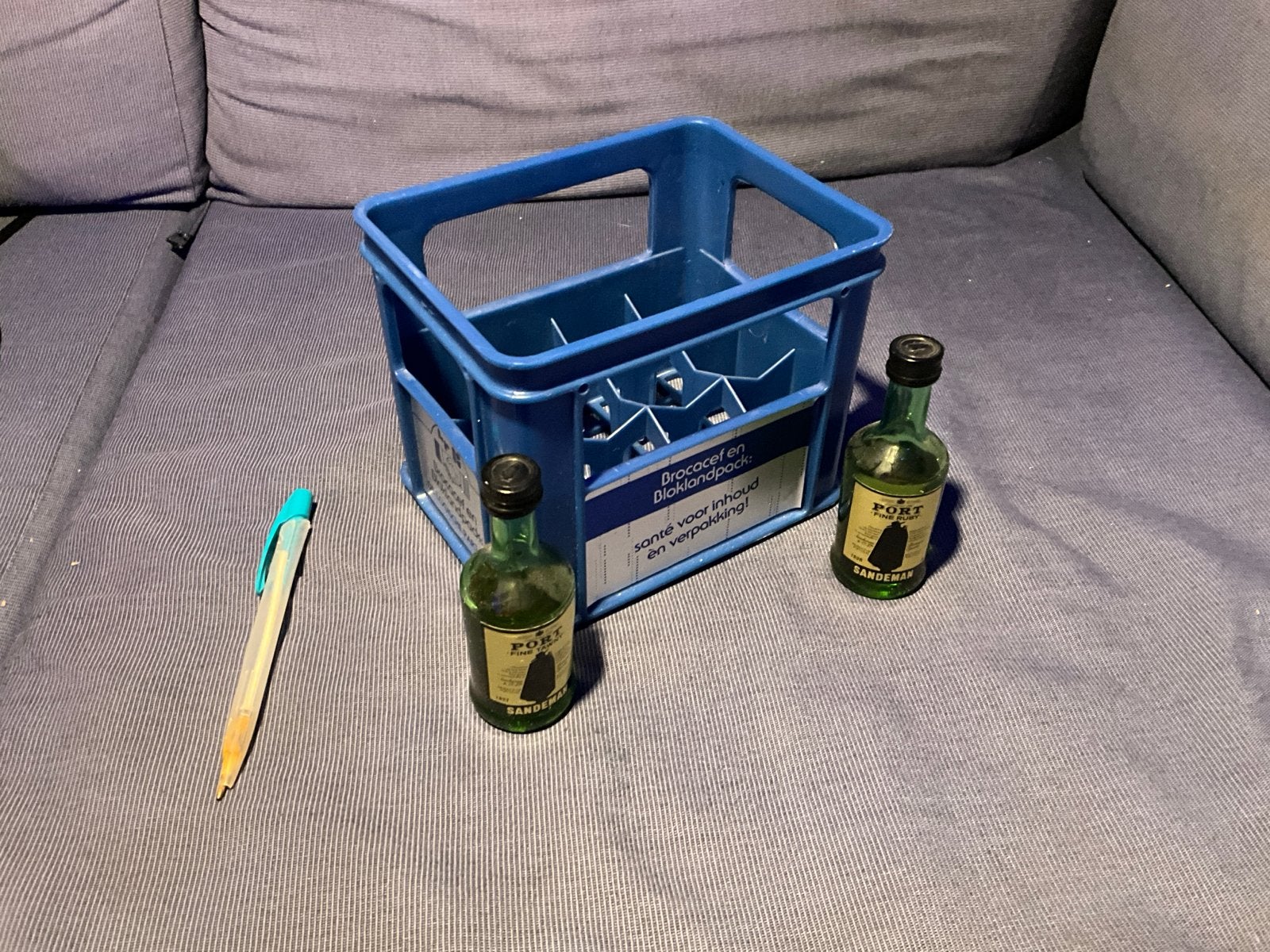 Miniatuur portflesjes met kratje - Sandeman, Verzamelen, Ophalen of Verzenden, Gebruikt