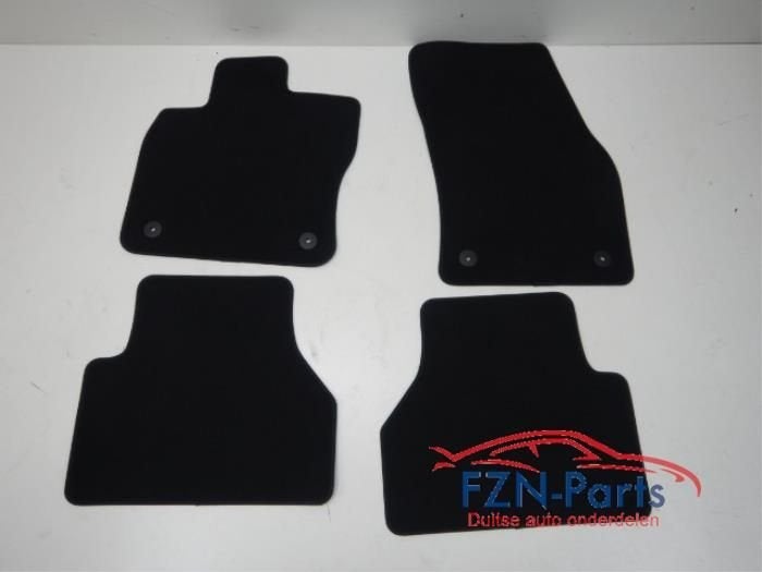 Matten Set Volkswagen Caddy (22730806), Ophalen of Verzenden, Gebruikt