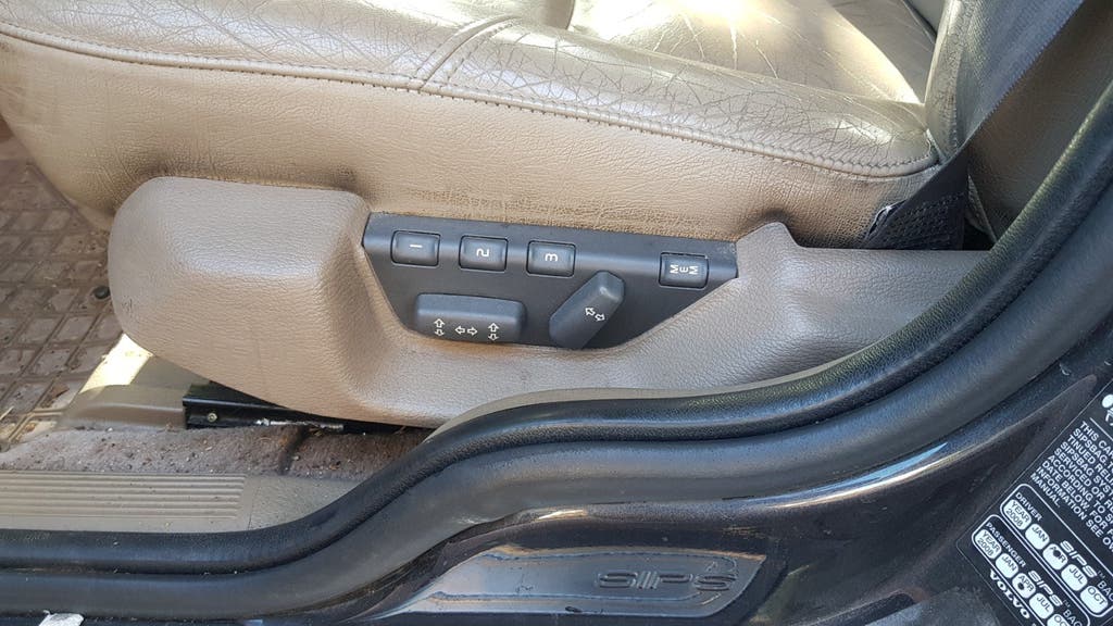 Stoere Volvo S70 diesel - slechts 282.000 km + nieuwe Distri, foto 3