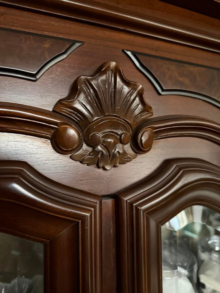 Klassieke vitrinekast met glas, Ophalen, Met deur(en), Vlierboomstraat 579, Klassiek