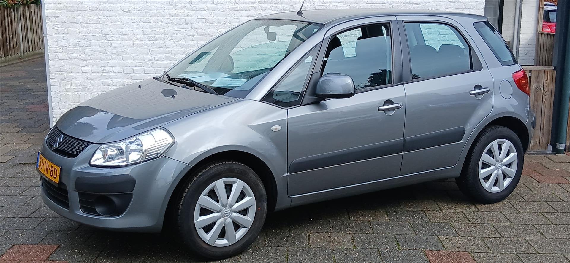 SUZUKI Sx4 1.6 5D Comfort 84000 km nl auto 2e eigenaar, Auto's, Metallic lak, Dealer onderhouden, Gebruikt, Zwart