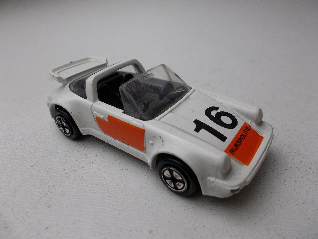 1973 Corgi Juniors No. 37 PORSCHE 911 SC TARA (DUTCH EXPORT), Ophalen of Verzenden, Zo goed als nieuw, Auto, Corgi
