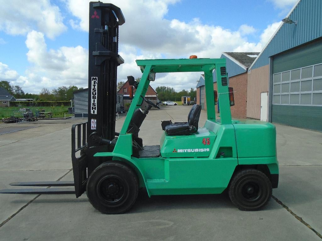 Heftruck diesel Mitsubishi, Zakelijke goederen, Machines en Bouw | Heftrucks en Intern transport, Ophalen, Diesel, Heftruck, Meer dan 4000 kg