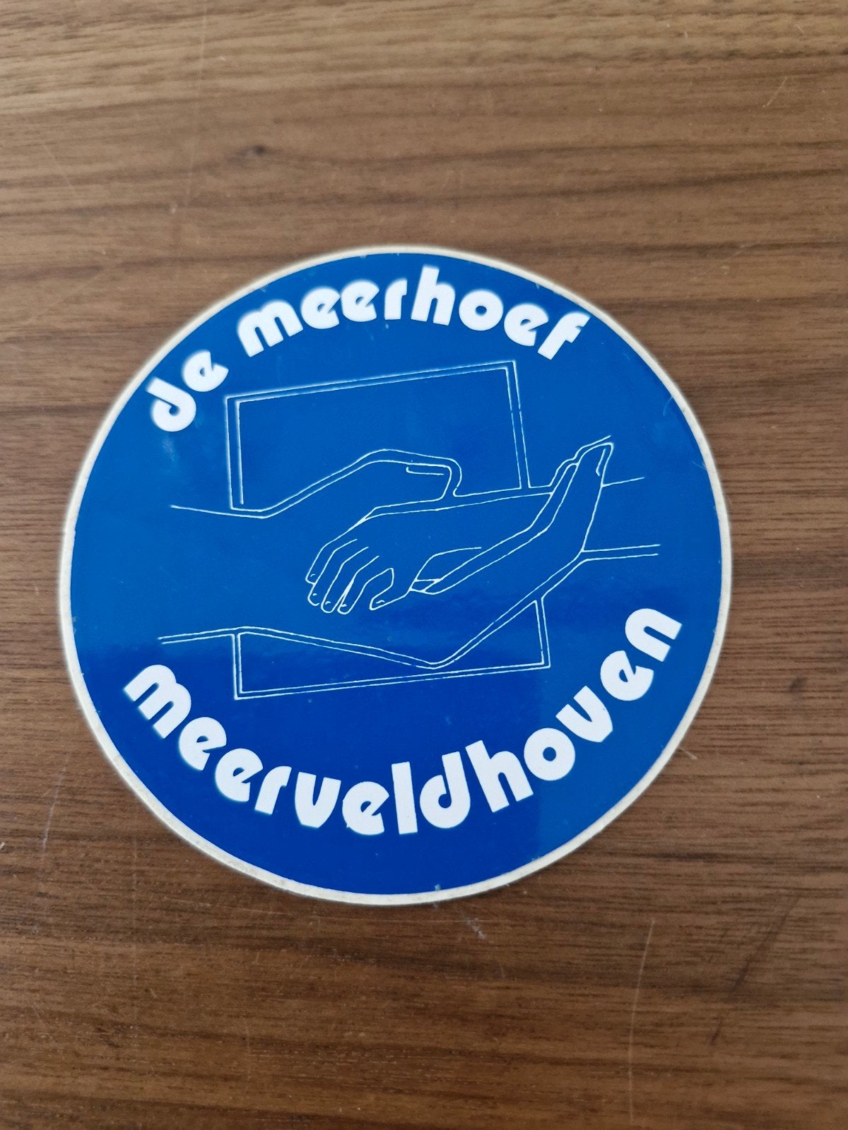 9340 Vintage sticker 'De Meerhoef Meerveldhoven', Ophalen of Verzenden, Gebruikt, Overige typen
