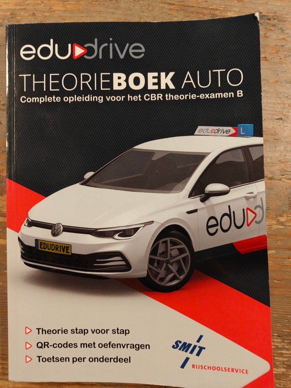 EduDrive Theorieboek Auto, Boeken, Auto's | Boeken, Ophalen of Verzenden, Zo goed als nieuw, Algemeen, Smit Rijschoolservice