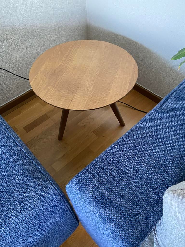 Twee BKS salontafeltjes model Aurora, Ophalen, Gebruikt, 50 tot 100 cm, Rond
