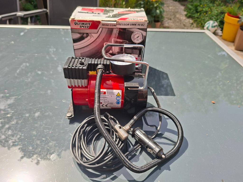 12V Mini Compressor - Degelijke Kwaliteit, Ophalen of Verzenden, Gebruikt