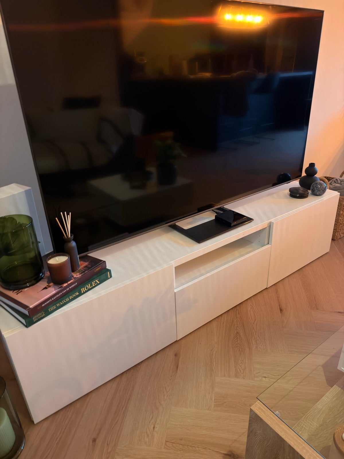 IKEA TV-meubel – 180x42x38 cm, Ophalen, 150 tot 200 cm, Zo goed als nieuw, Minder dan 100 cm