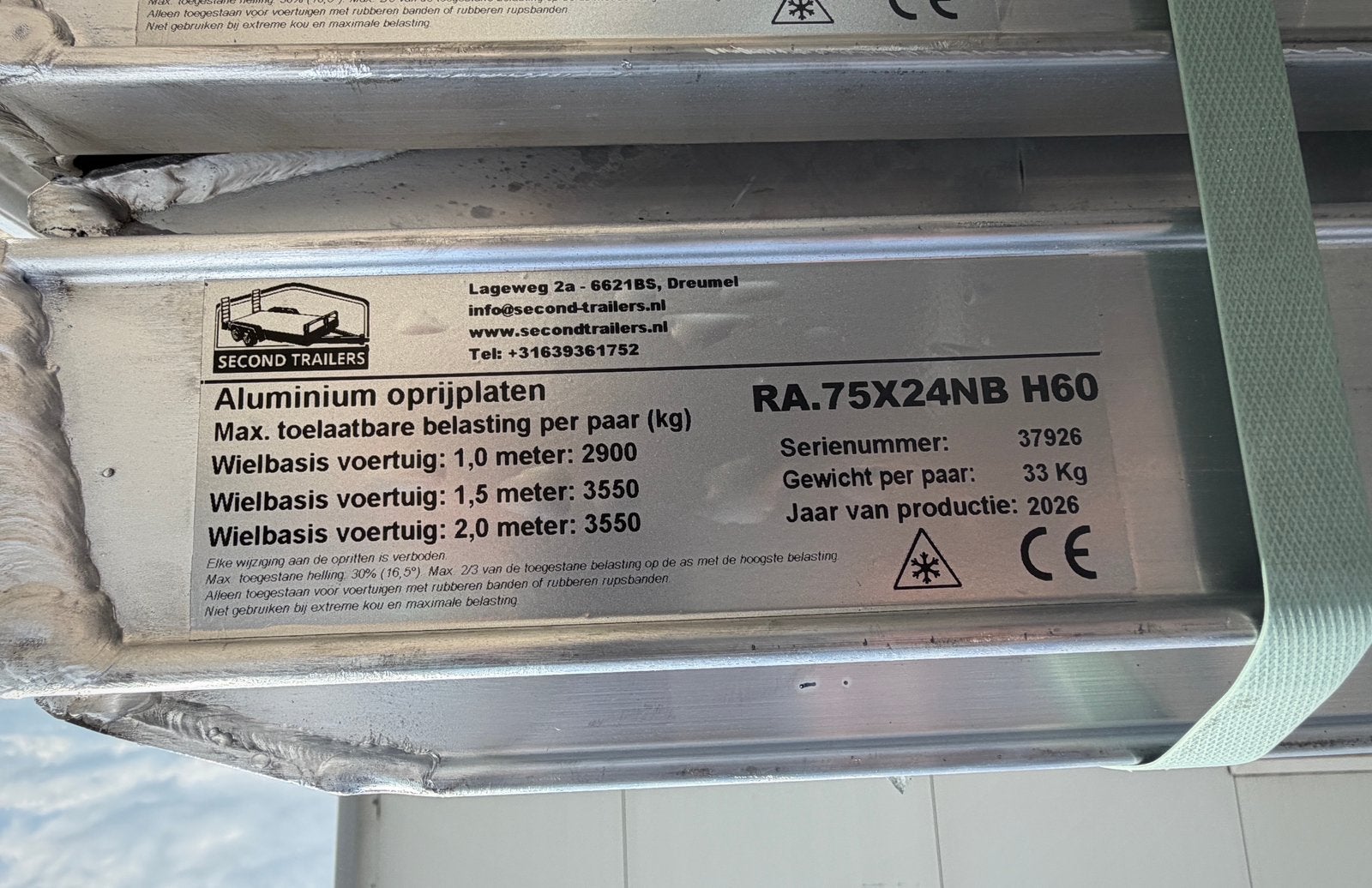 Nieuwe aluminium 240x30 oprijplaten 3500kg geschikt voo, Ophalen, Nieuw