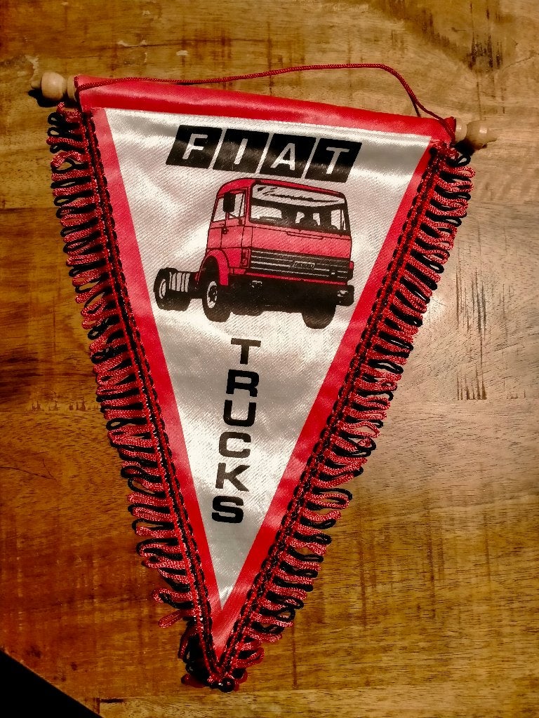 Fiat Trucks vrachtwagen vrachtauto vintage auto vaan vaantje, Verzenden, Gebruikt, Auto's
