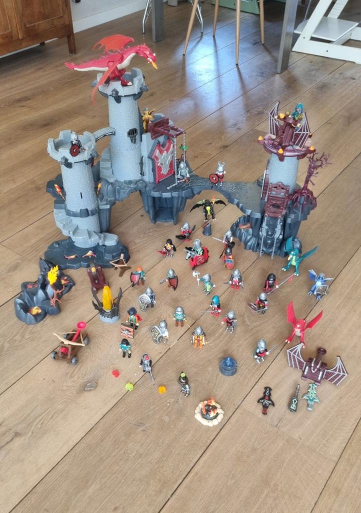 Playmobil zwarte draken drakenburcht en uitbreidingen, Ophalen of Verzenden, Nieuw