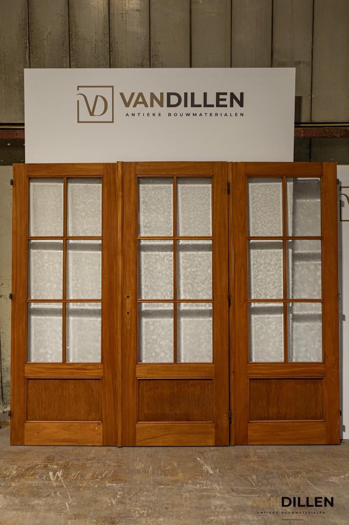 3 delige antieke openslaande ensuite deuren met figuurglas