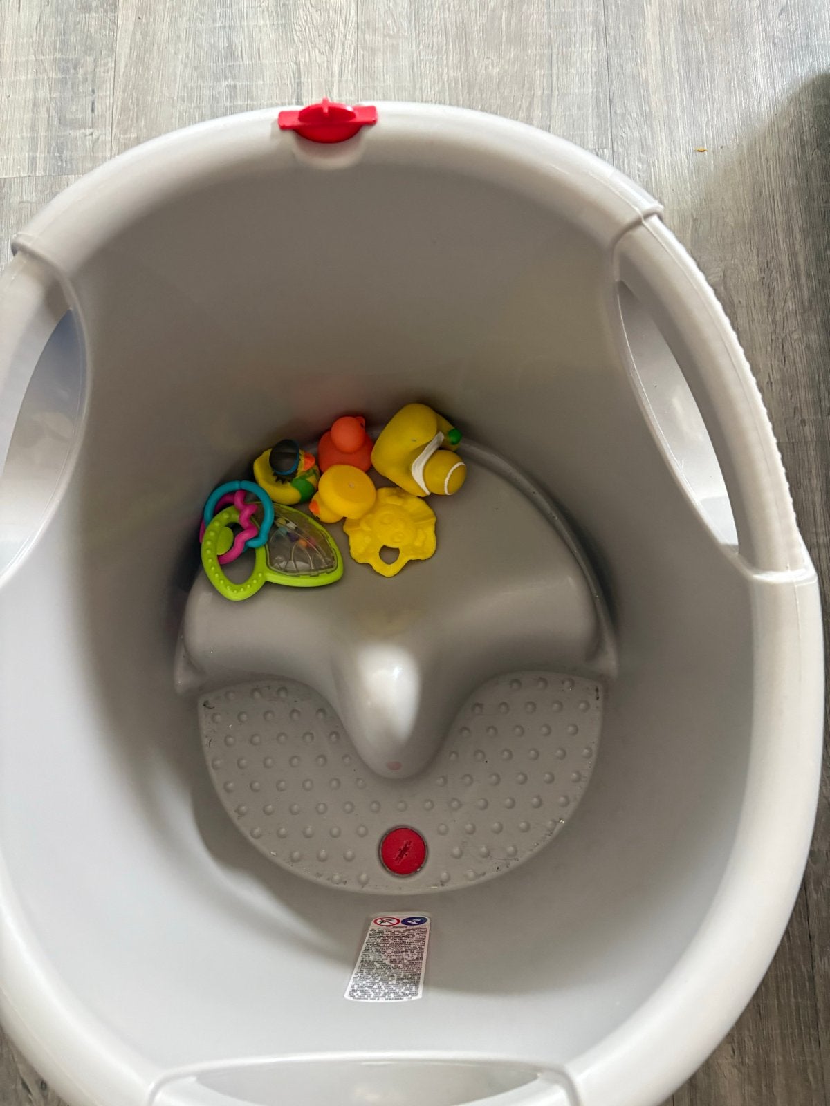 Babybadje met zitje en speeltjes, Kinderen en Baby's, Gebruikt, Badje, Standaard, Ophalen