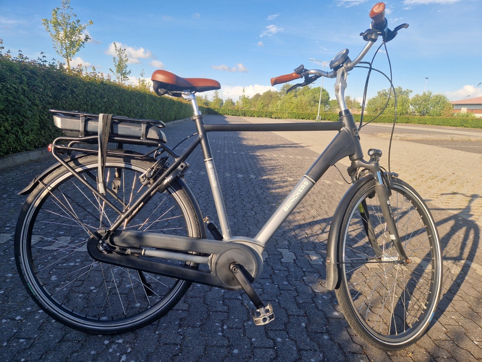 ELEKTRISCHE FIETS BRINCKERS GRANVILLE (BOSCH MIDDEN MOTOR), Ophalen, Zo goed als nieuw, Overige merken