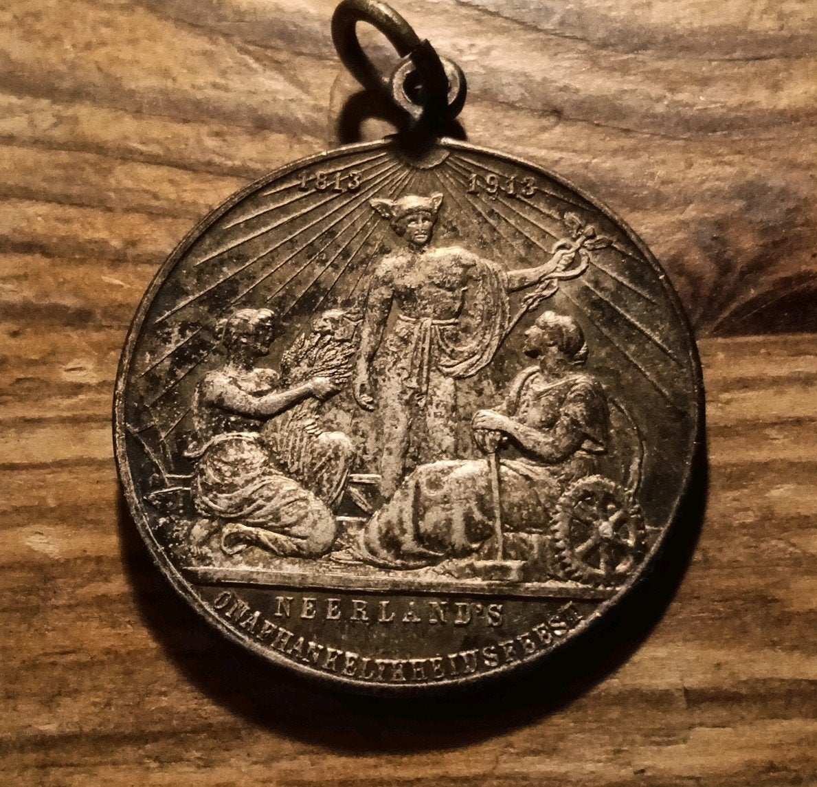 herdenkingsmedaille 100 jaar Nederlandse onafhankelijk 1913, Ophalen of Verzenden, Overige materialen, Nederland