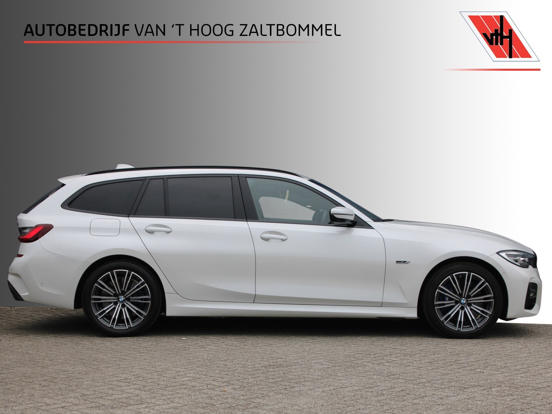 BMW 3 Serie Touring 330e High Executive M-SPORT SHADOW PANOR, Auto's, 1998 cc, Achterwielaandrijving, Gebruikt, 4 cilinders
