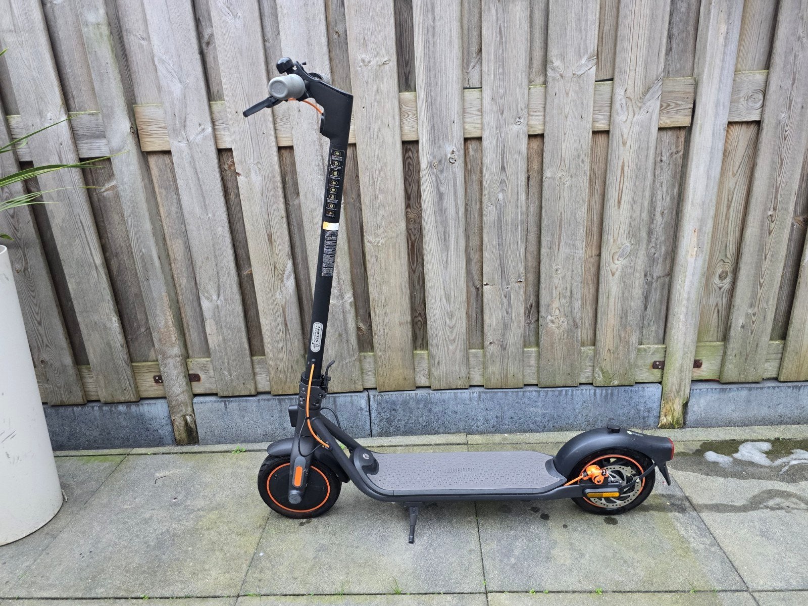 Ninebot F40E elektrische step - Zo goed als nieuw, Ophalen, Zo goed als nieuw, Elektrische step (E-scooter), Ninebot