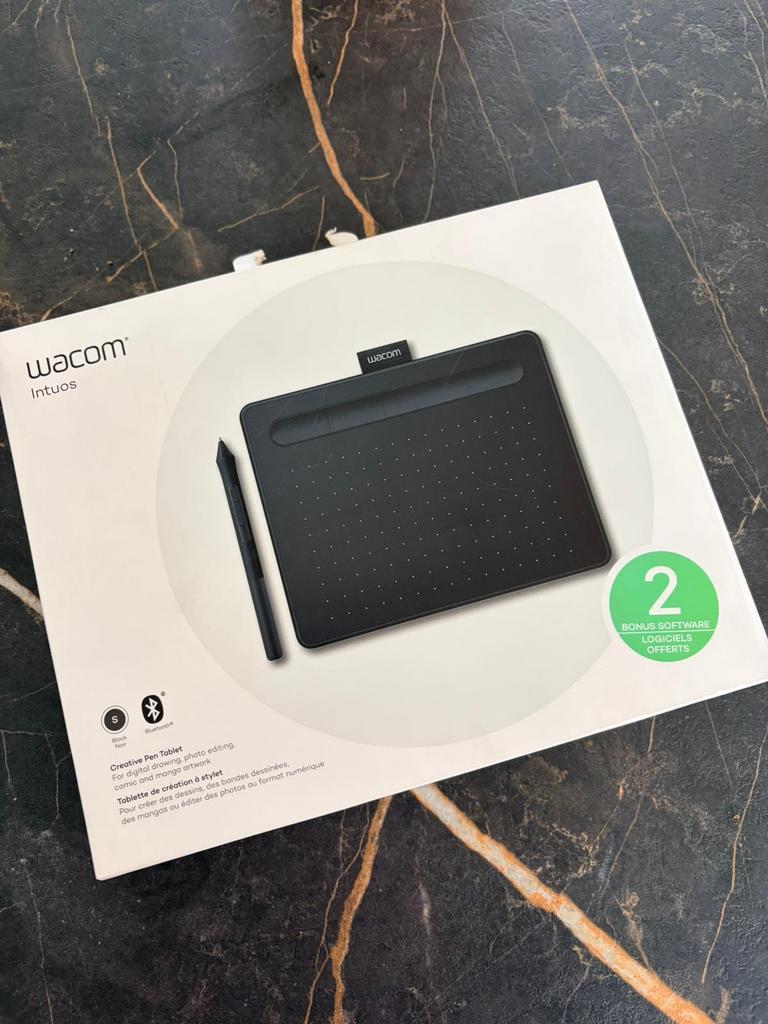 Wacom Intuos, Multi-touch, Ophalen of Verzenden, Zo goed als nieuw, Draadloos