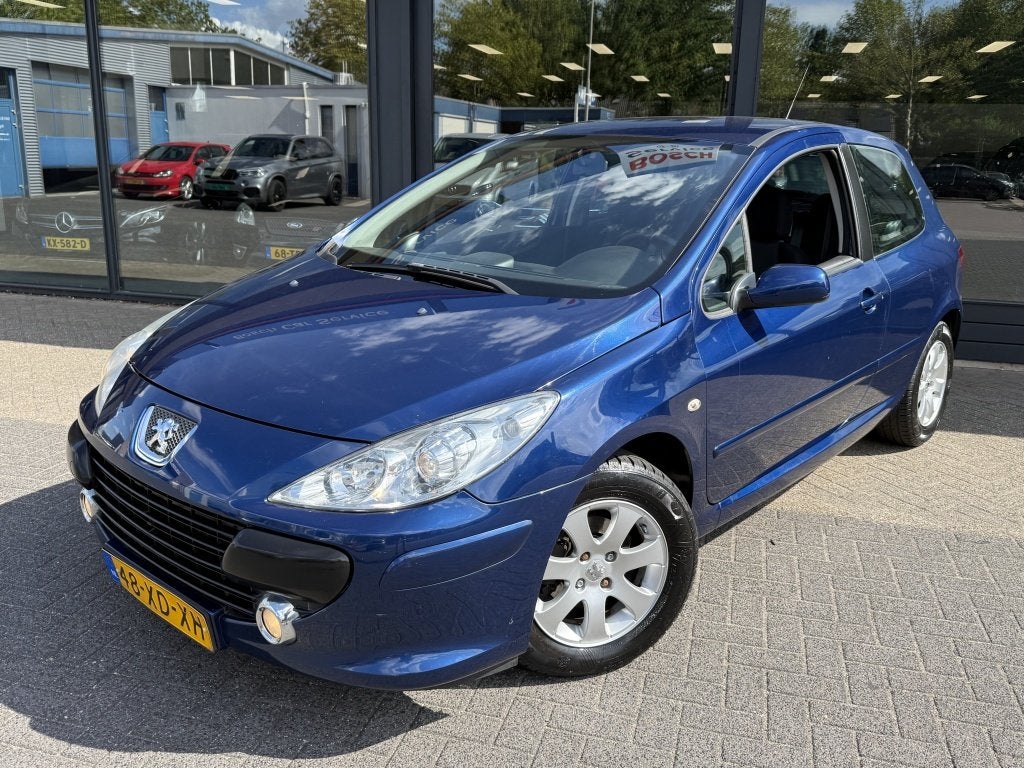Peugeot 307 1.6-16V XS nieuwe apk (bj 2007), Auto's, Gebruikt, 4 cilinders, Blauw, 1587 cc
