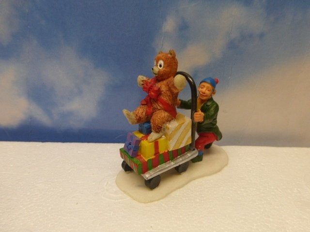lemax more toys kerstdorp elfje figurine accessoire kerst, Ophalen of Verzenden, Zo goed als nieuw
