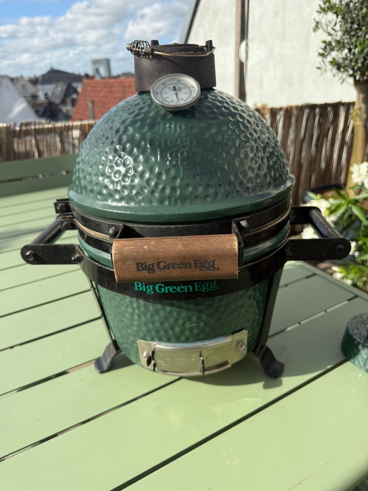 Big Green Egg Mini, Tuin en Terras, Houtskoolbarbecues, Ophalen, Gebruikt