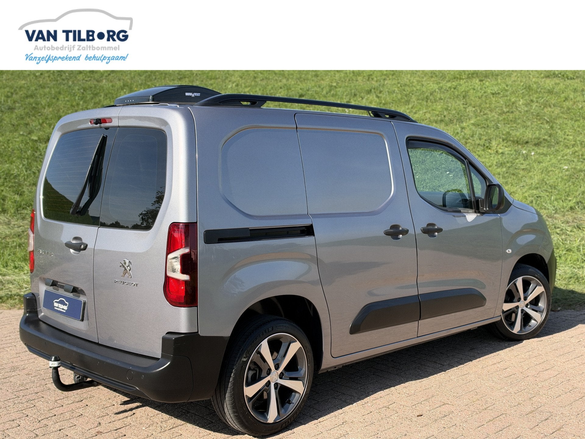 Peugeot Partner 1.5 BlueHDI Premium MAD Luchtvering op achte, Auto's, Stof, Gebruikt, 4 cilinders, 23 km/l