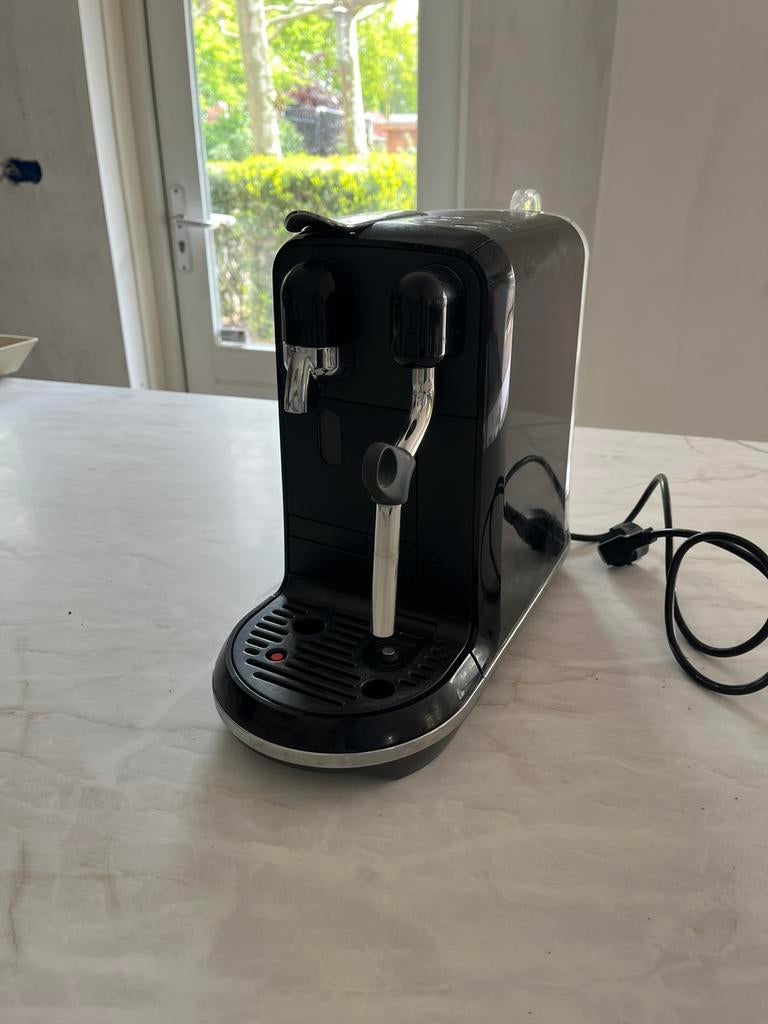 Nespresso Sage met melkopschuimer, Ophalen of Verzenden, Zo goed als nieuw, Espresso apparaat