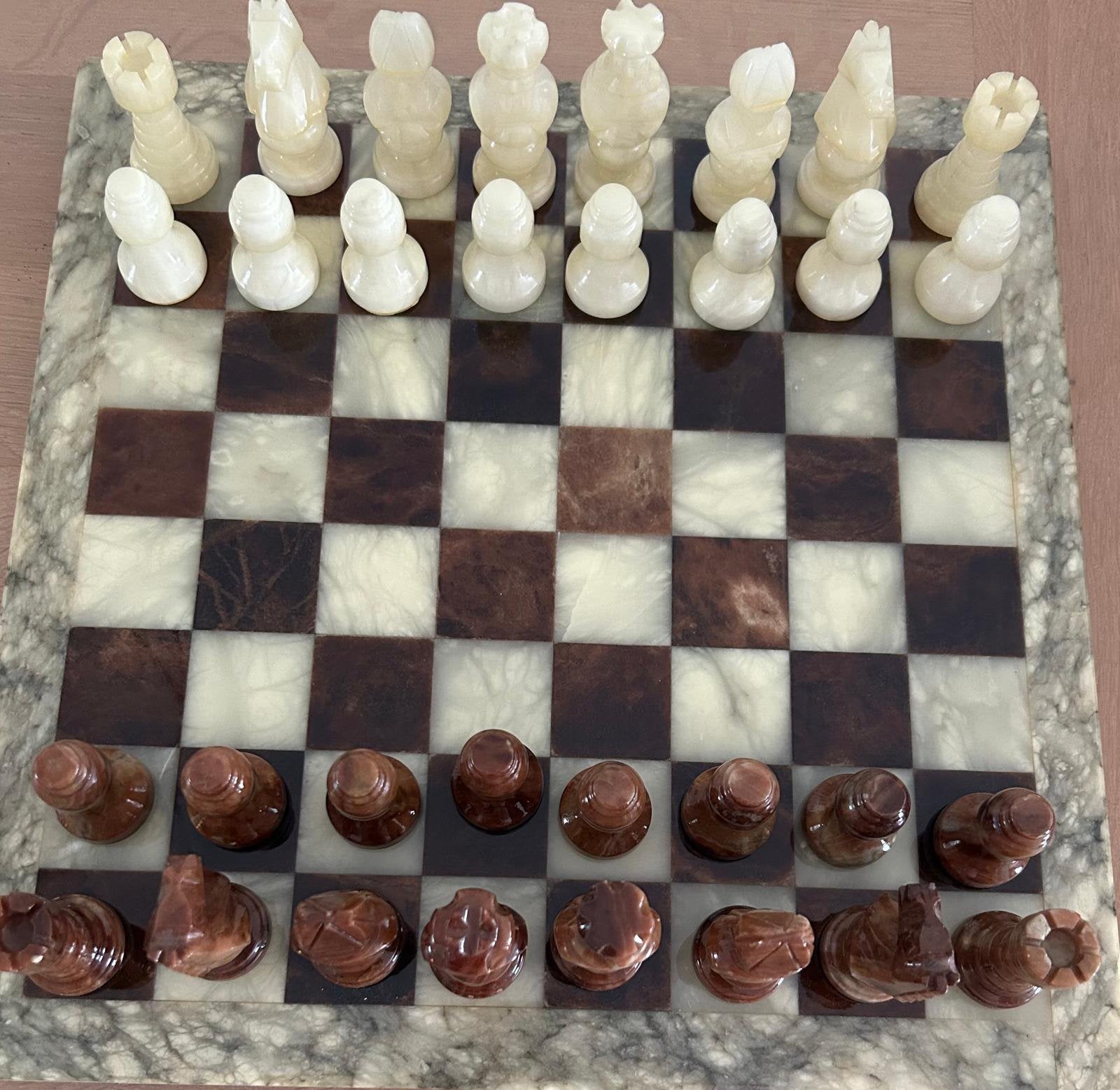 Prachtig onyx/marmeren schaakspel in vintage design 37x37, Hobby en Vrije tijd, Gezelschapsspellen | Bordspellen, Vijf spelers of meer