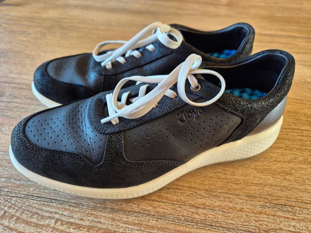 Joya Britt Black sneakers zgan maat 41 2/3, Kleding | Dames, Schoenen, Zo goed als nieuw, Sneakers of Gympen, Zwart, Ophalen of Verzenden
