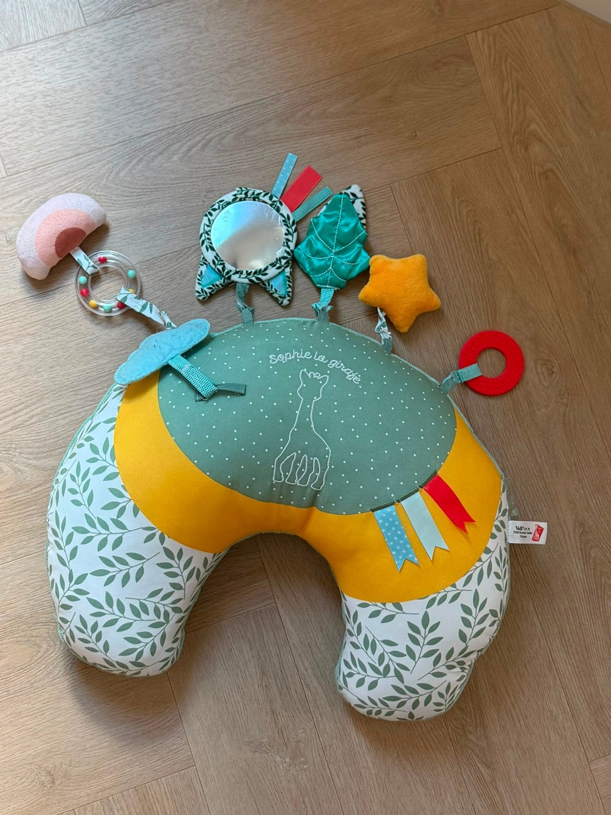 Sophie de Giraf buikkussen met speeltjes, Ophalen, Zo goed als nieuw, Speelkleed, Met geluid