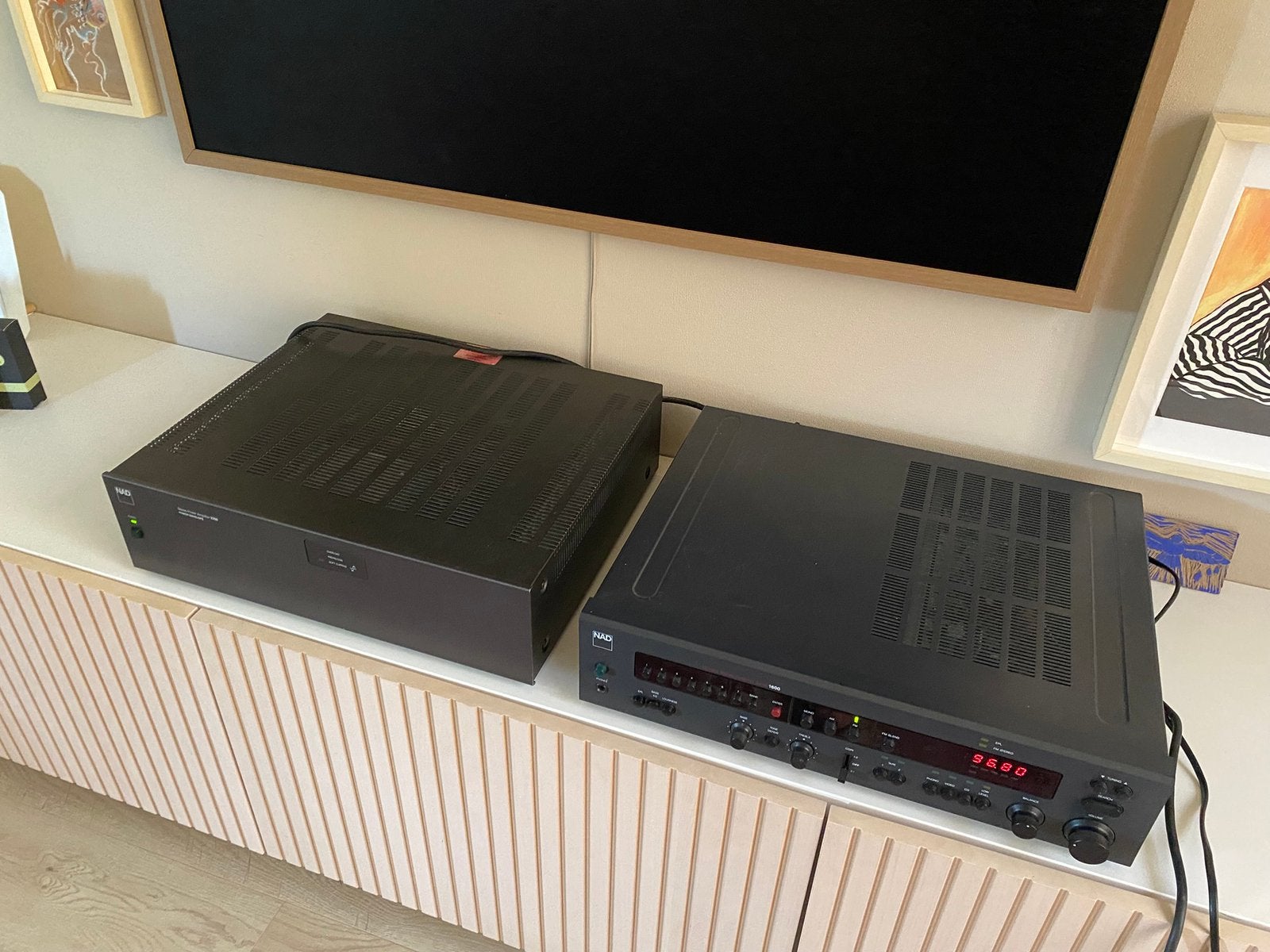 Nad 1600 pre amp en NAD 2200 Eind versterker, Zo goed als nieuw, 60 tot 120 watt, Stereo, Ophalen