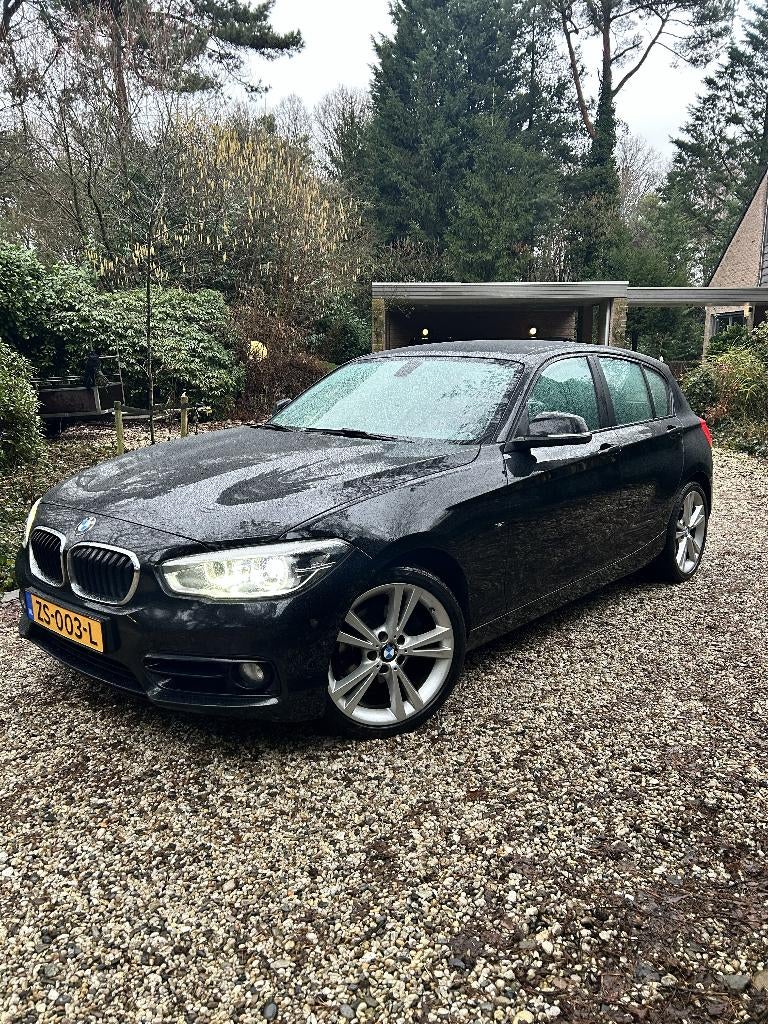 BMW 1-Serie 120d 190pk 2015 Zwart, Auto's, 1-Serie, 1995 cc, Zwart, 140 €/maand