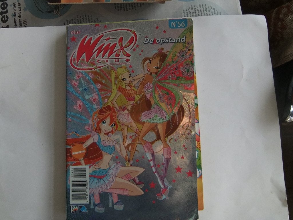 Winx club magazine nr 55-56--58-59-60-61 en 62, Eén stripboek, Verzenden