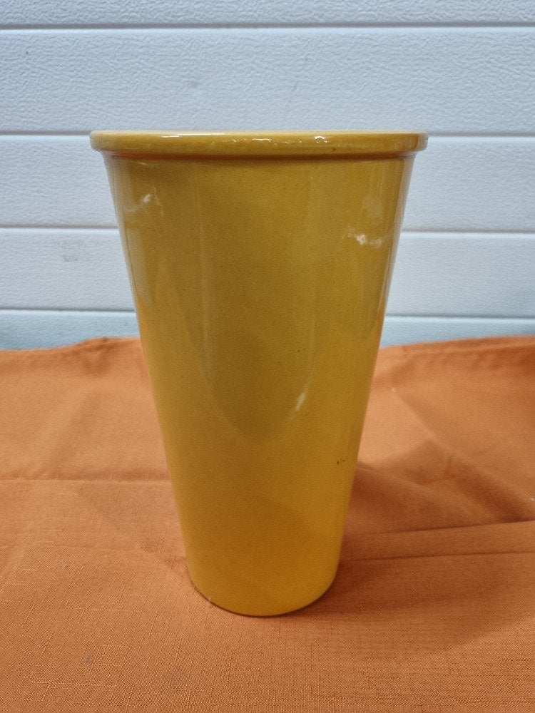 bloempot geel aardewerk, Ophalen of Verzenden, 'T Olde Gre-j, Info@toldegrej.nl, Endepoelstraat 20f Didam